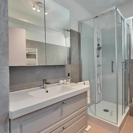 Modern Steps From Monaco Apartment Beausoleil